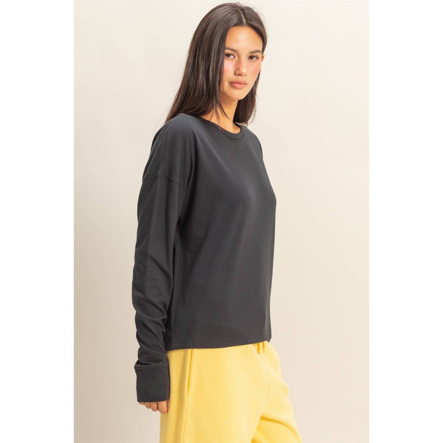 HYFVE - Crew Neck Long Sleeve Tee: BLACK / S-M-L(2-2-2)