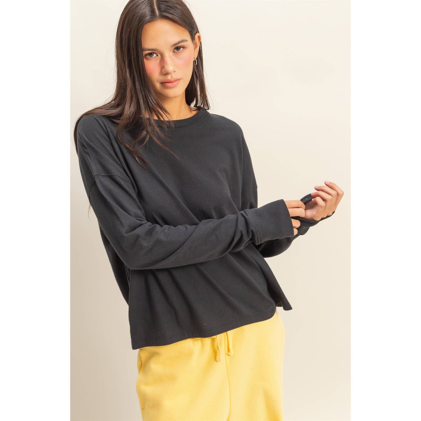 HYFVE - Crew Neck Long Sleeve Tee: BLACK / S-M-L(2-2-2)